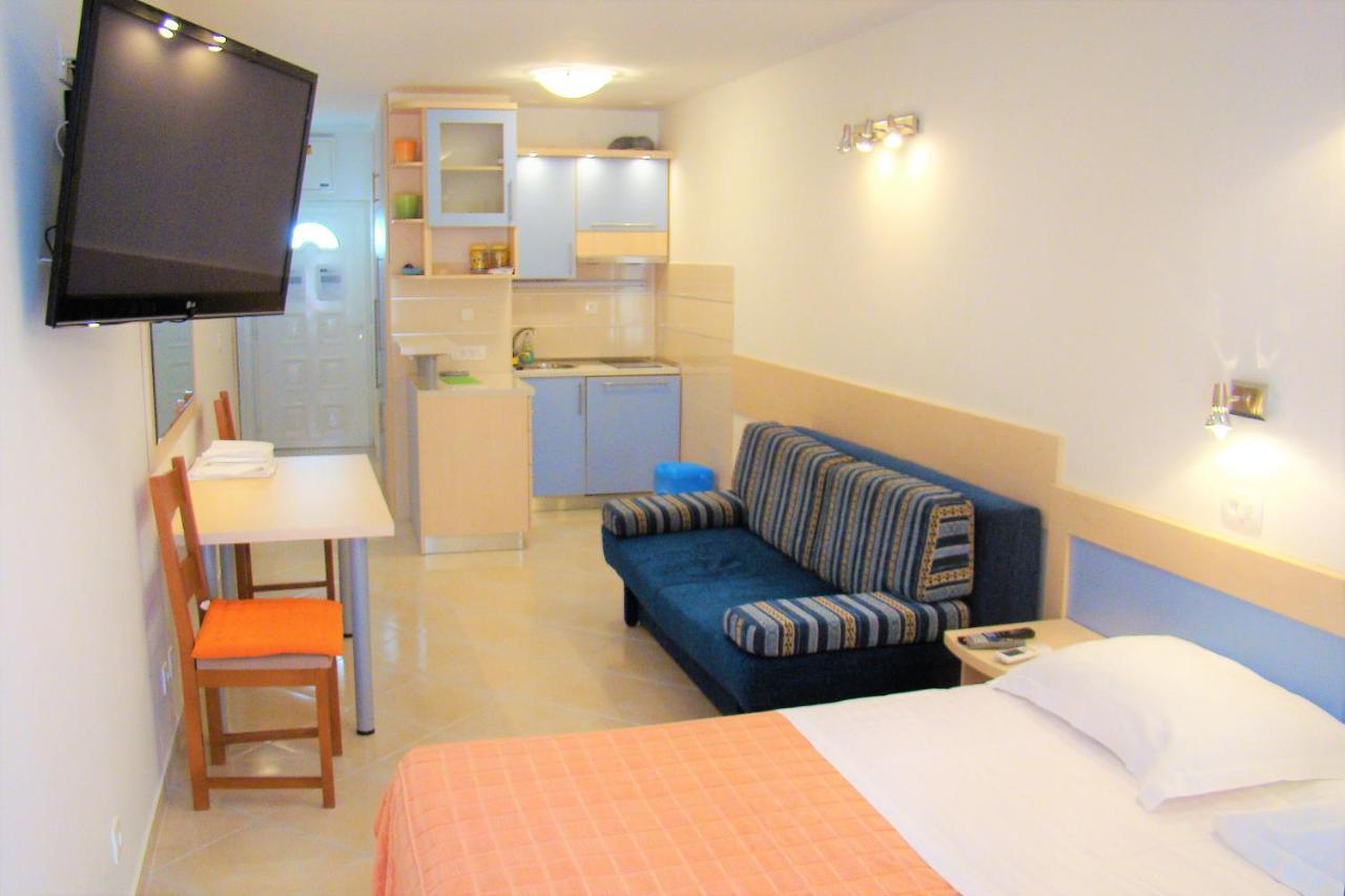 Apartments Lavica Podstrana Exterior photo